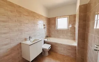 Casa tip duplex , 4 camere , 3 băi , 120 mp utili ! - Poză 12