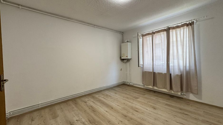 Garsoniera la parter inalt, Zona Stefan cel mare - Poză 2