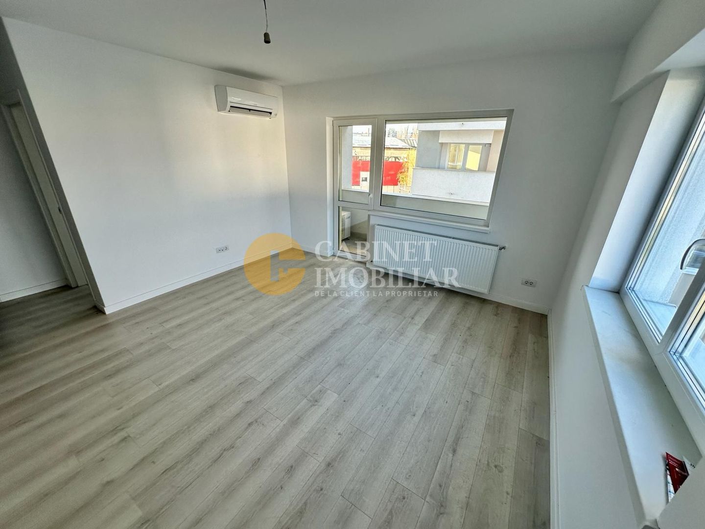 BLOC NOU - Apartament cu 2 Camere Decomandat - Intabulat - Poză 2