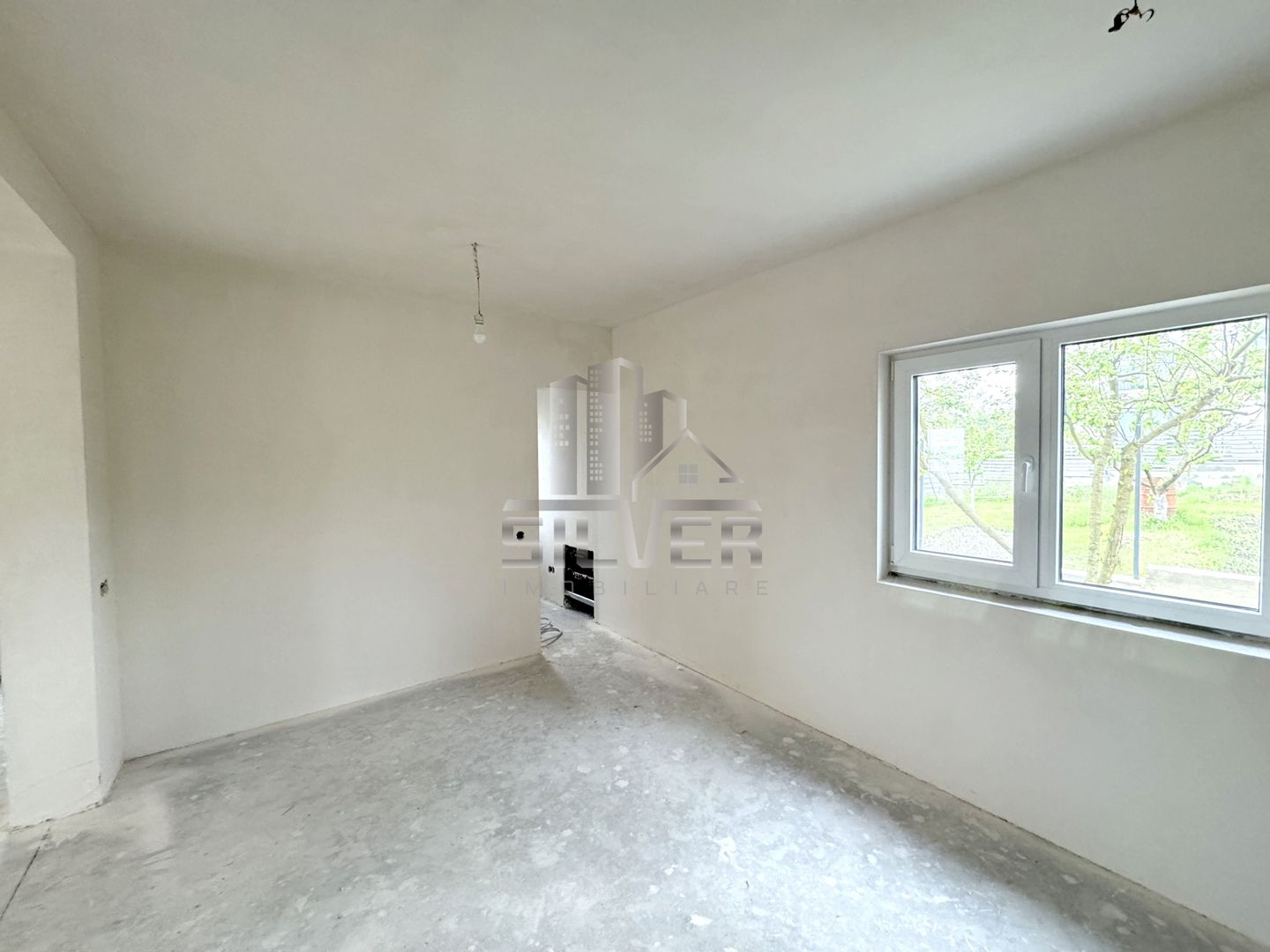 Casa  individuala cu teren de 472 mp in zona centrala. - Poză 7