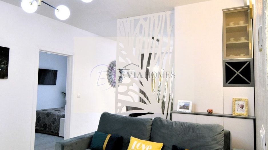 2 camere/ parcare / Zona Vivo - Poză 2