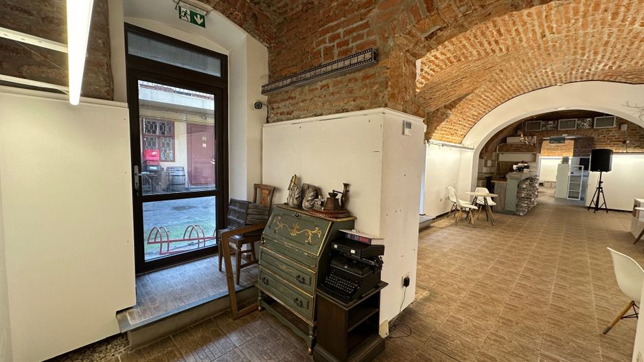 Spatiu comercial în Piața Unirii - 155 mp - Poză 20