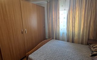 Apartament etaj 1 DECOMANDAT de vanzare zona Rovine - Poză 3
