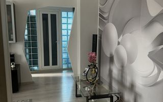 Vanzare Apartament 3 camere renovat, 68 mp, etaj 10, 13 Septembrie - Poză 2