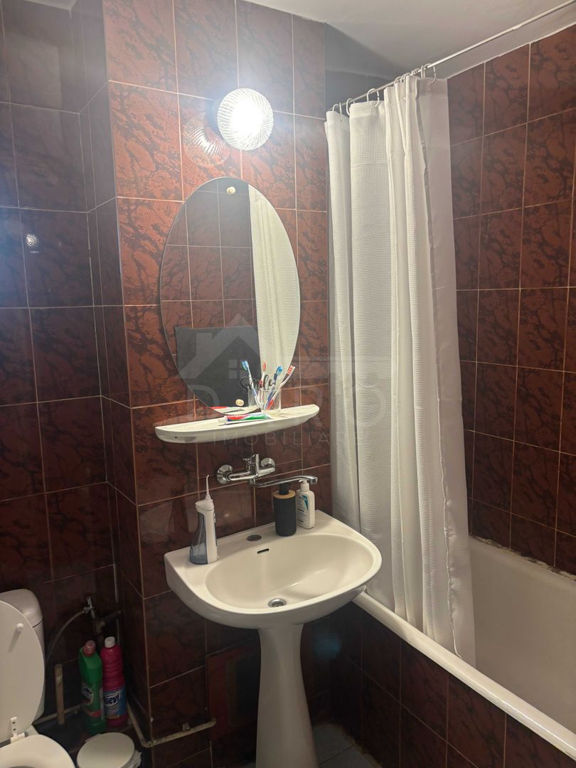 Apartament 3 Camere de Vanzare -90mp- Zona Pandurilor/ EON - Poză 4