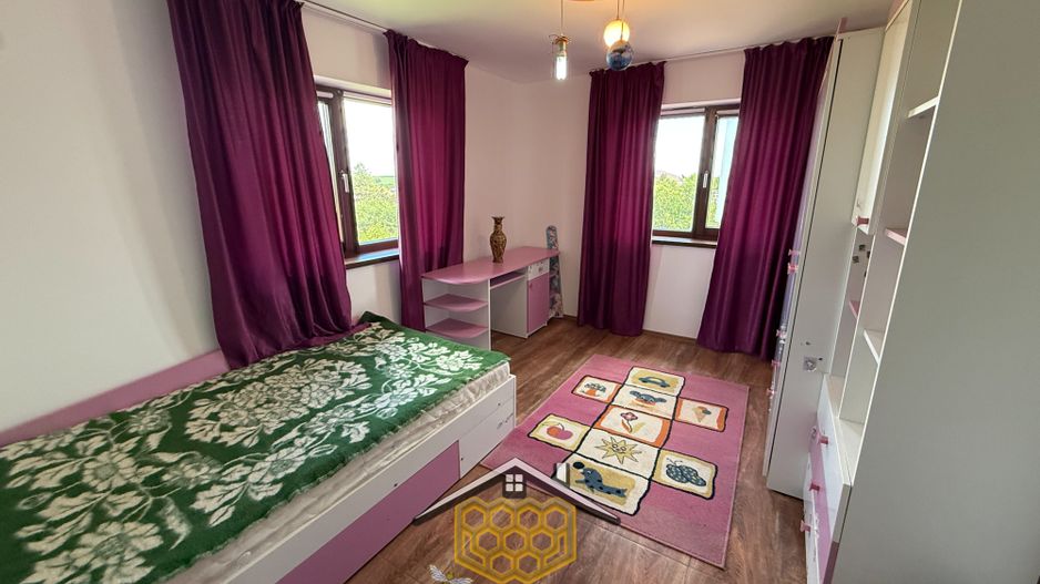 Casa P+1+Pod in Ghercesti, complet mobilata si utilata - Poză 6