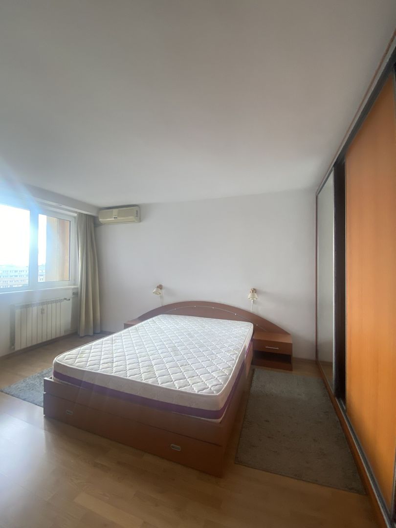 Apartament spatios, trei camere, Lujerului - Poză 13