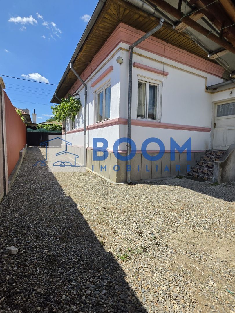 Casă 4 camere | Zona Centrala | Investitie - Poză 1