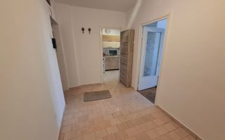Apartament 2 Cam 9 mai zona Catedralei - Poză 8