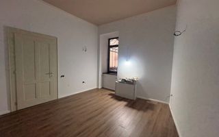 Apartament 3 camere | Zona ultracentrală | 80 mp - Poză 5