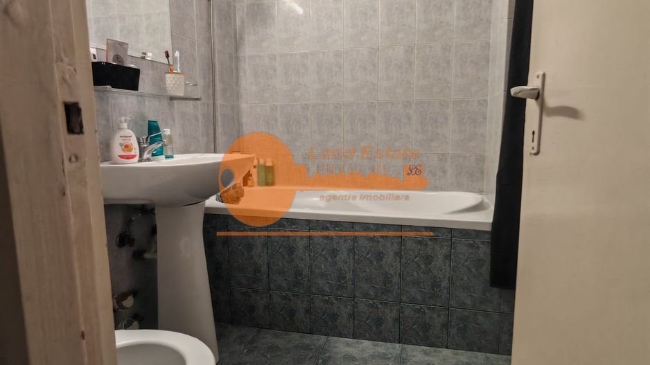 2 camere Crangasi - Porumbacu ( 7 minute metrou ) - Poză 7