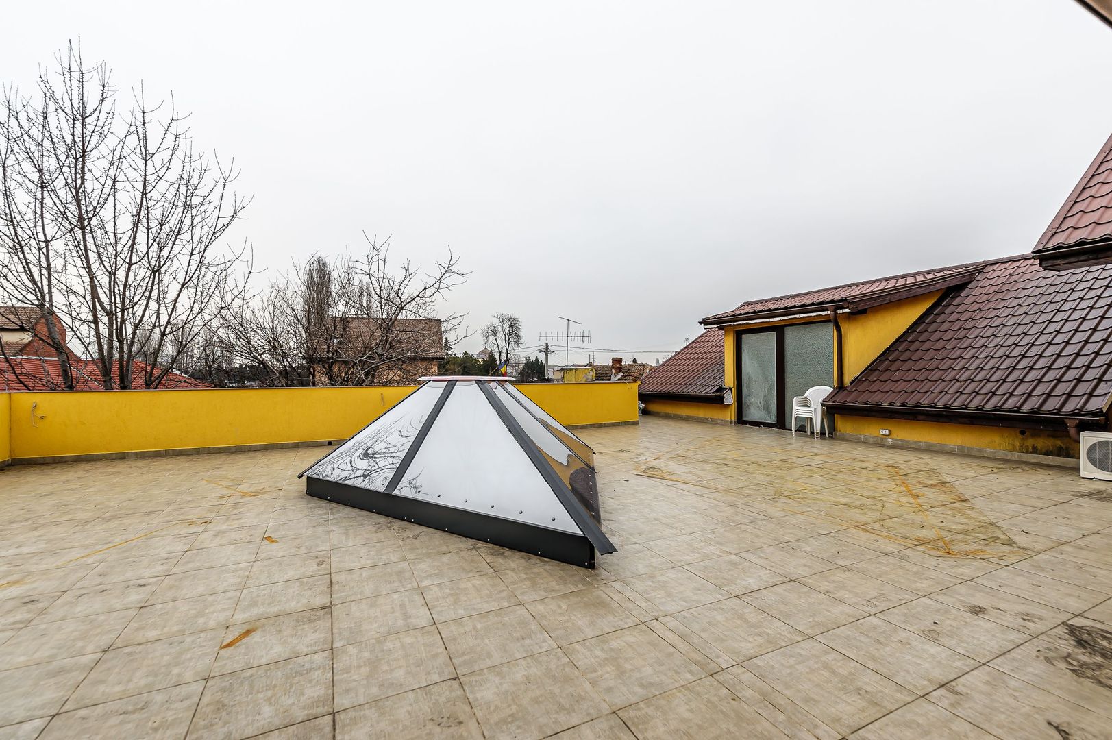 Oportunitate pentru afacerea ta, Spațiu cu destinație multiplă - Poză 5