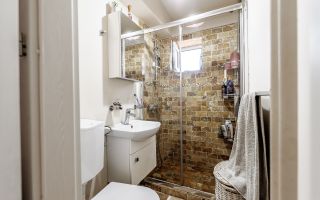 Locuința ideală pentru început de drum, mobilat și utilat. Etajul 1 - Poză 7