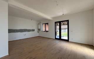 Duplex cu 5 camere gata de mutat - Poză 1