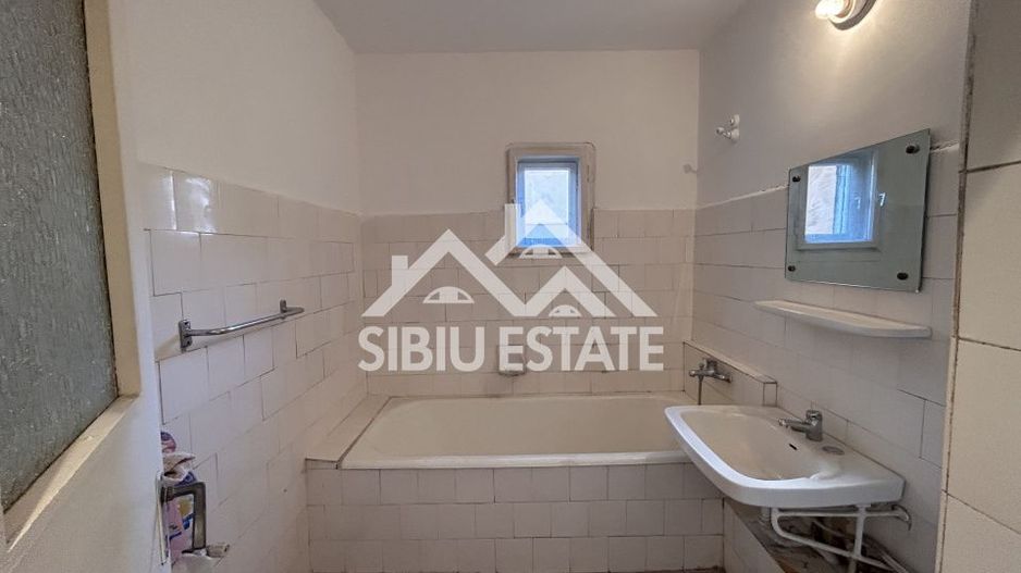 Apartament 4 camere etaj 1, Sibiu - Vasile Aaron Comision 0% - Poză 9