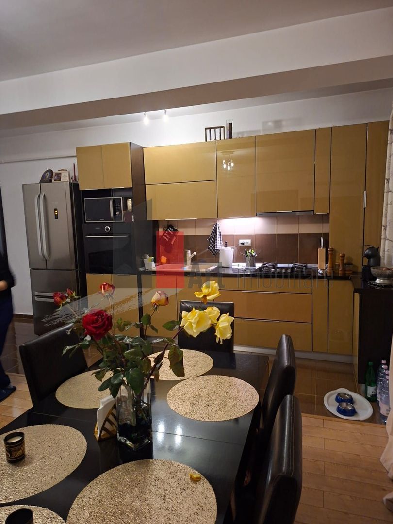 Vand Ap. 4 camere Str. Rezervelor 70 Militari Residence - Poză 2