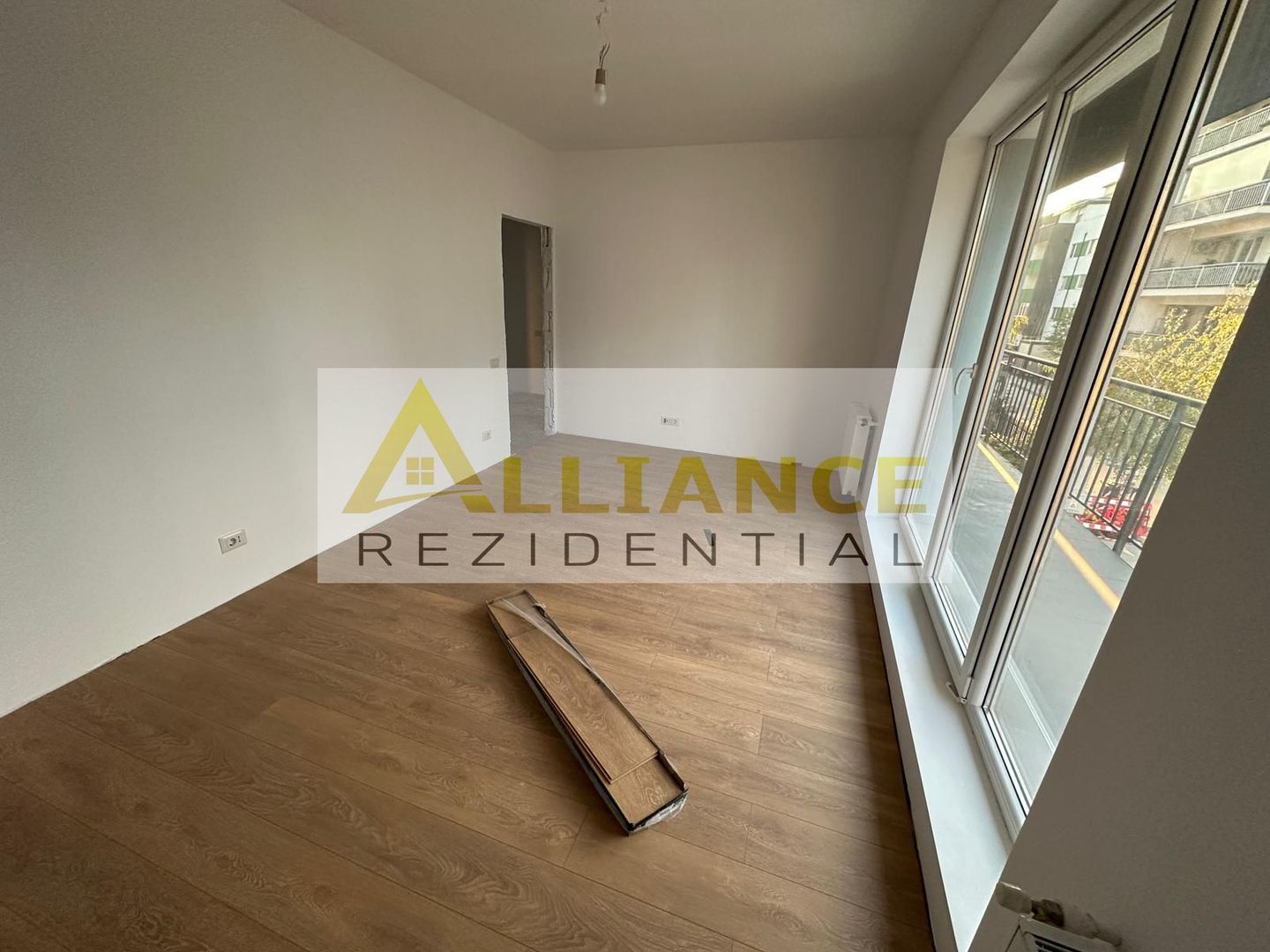 Young residence garsoniera decomandata oferta - Poză 9