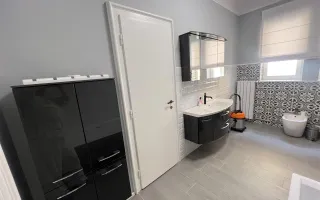 Apartament 110 mp utili ,  LUX  boxa , curte acces auto Balcescu - Poză 14