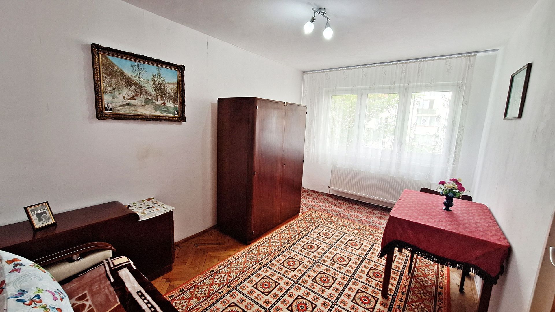 Zona Garii Apartament 3 camere, etaj 3/4, insorit, liber, 119900 euro - Poză 11