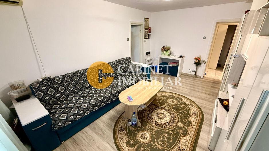 3 Camere SemiDecomnadat - Bloc Fara Risc - Zona Podu Ros - Poză 1