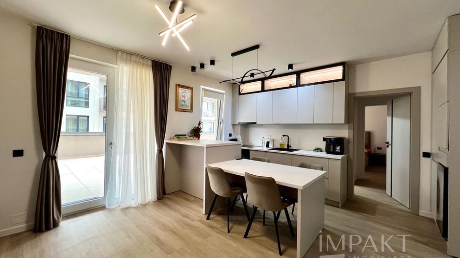 Apartament ultrafinisat cu terasa si view - Poză 2