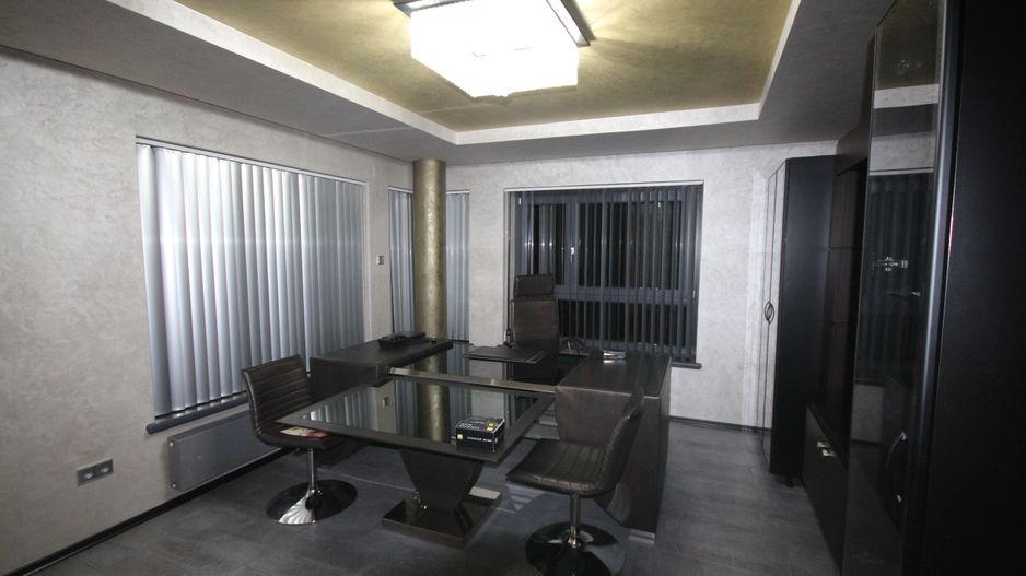 Lux la 5 minute de Iulius Twon - Poză 16