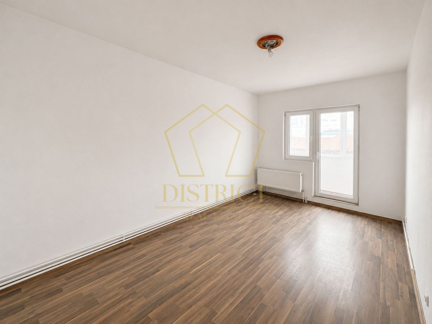 Apartament spațios cu 3 camere si 2 bai | Bucovina - Poză 8