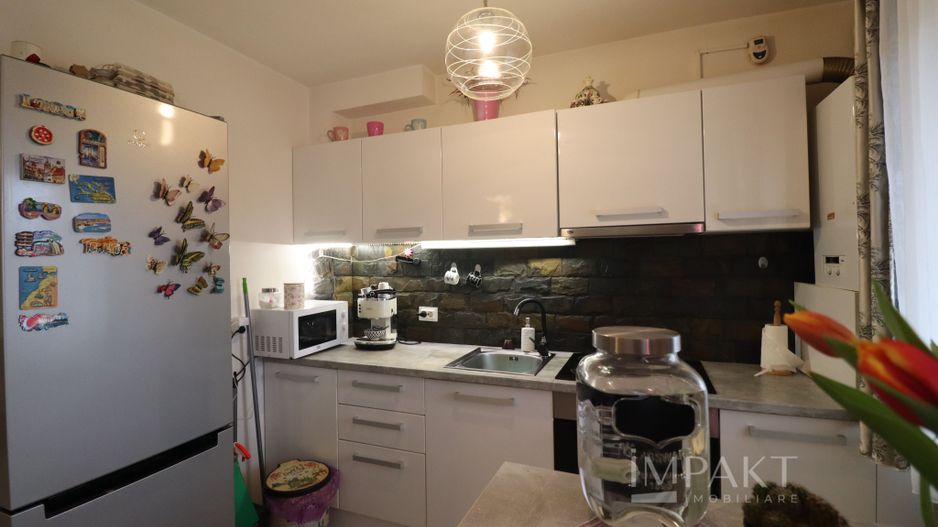 Apartament cu 3 camere, situat in zona Muzeul Apei Floresti! - Poză 3