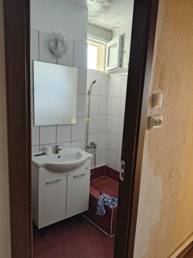 Apartament incapator cu trei camere, Alexandru Obregia, 120.000€ negociabil - Poză 15