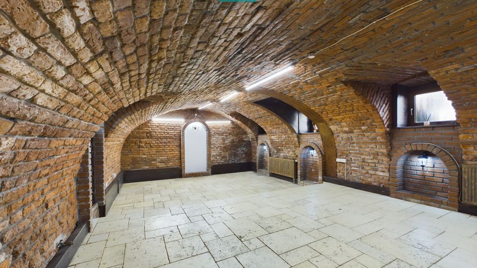 Spațiu Ultracentral Demisol de închiriat - Poză 4