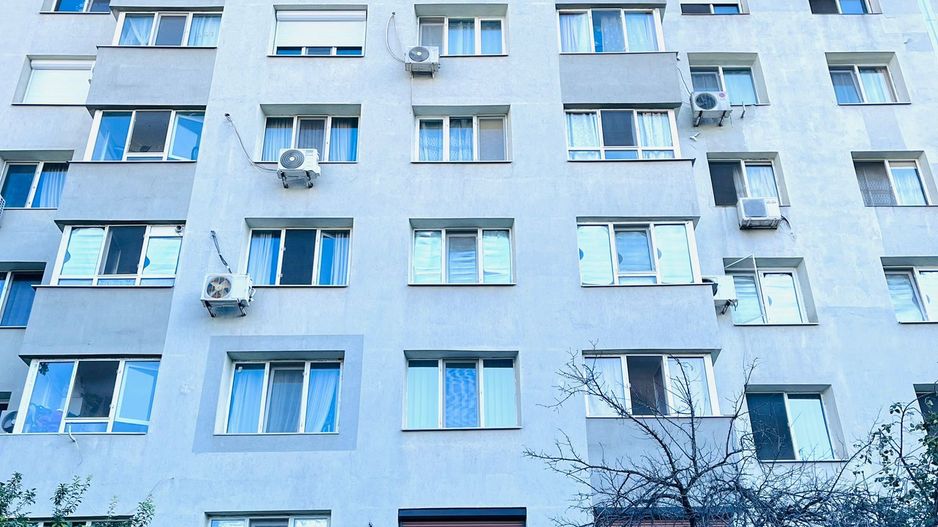 APARTAMENT MODERN DECOMANDAT BLOC ANVELOPAT 1978 CRANGASI - Poză 11