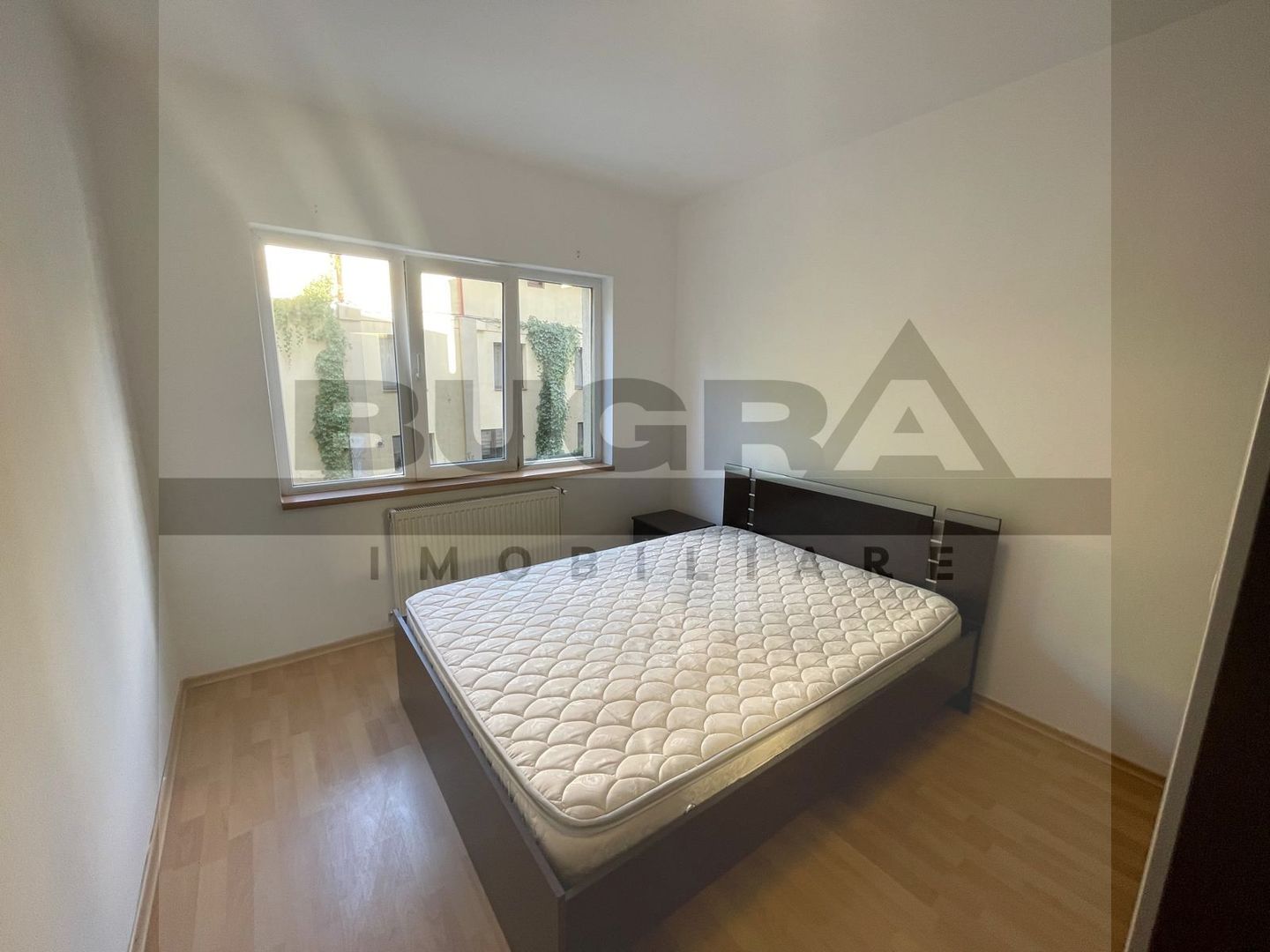 Apartament de 2 camere, 55mp, zona Strazii Plopilor - Poză 3
