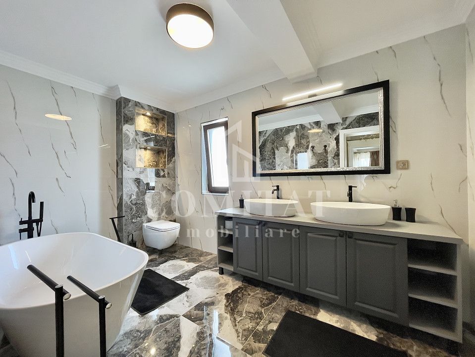 Casă ultramodernă cu terasă panoramică strada Voroneț - Poză 12