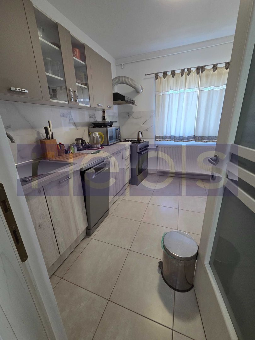 VANZARE 3 CAMERE DECOMANDAT -TIMPURI NOI -NERVA -VITAN MALL - Poză 4