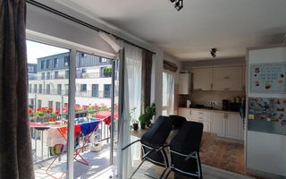 Apartament cu 3 camere, 2 bai, 2 terase, 2 garaje, in cartier Europa - Poză 15