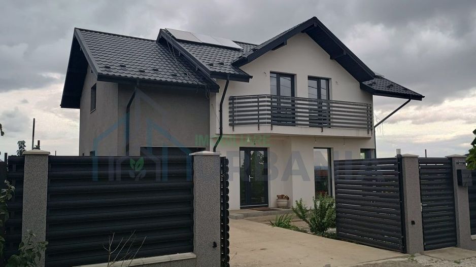 Casă de vânzare în Aroneanu, str. Busuiocului: 4 dormitoare, 3 băi, living open space, suprafață utilă 150 mp, teren 550 mp - Poză 1