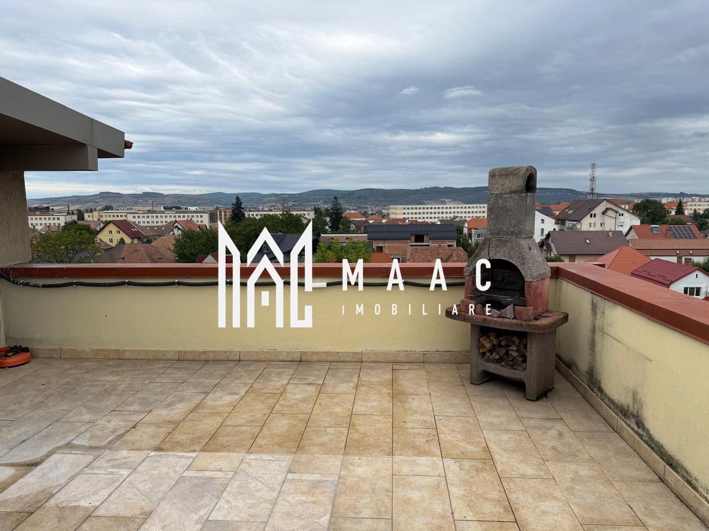 Penthouse exclusivist de închiriat – Strada Hipodromului, Sibiu - Poză 31