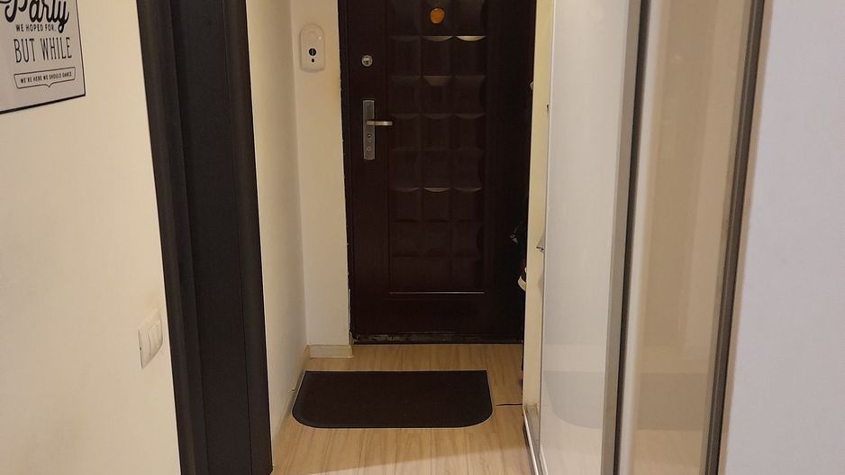 Vind garsoniera complet mobilata - Poză 2