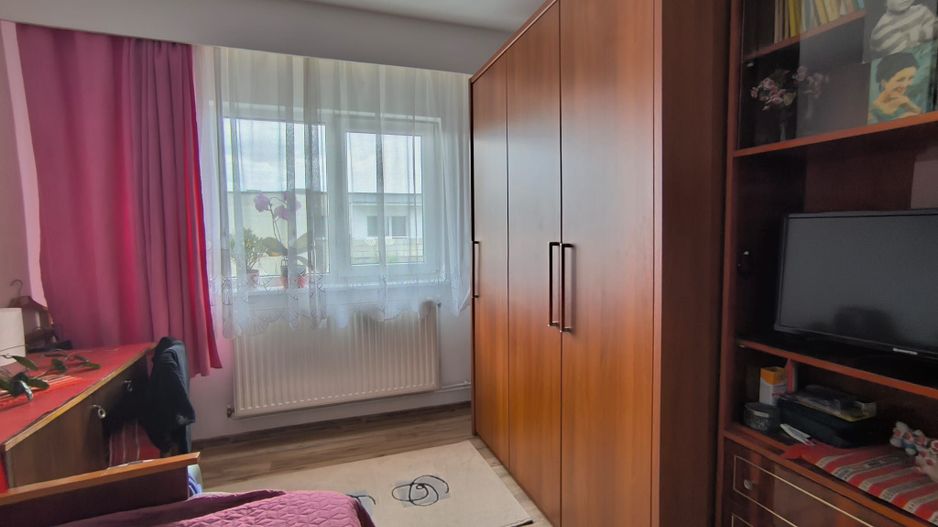 de vanzare apartament 3 camere decomandat strada Anina Marasti - Poză 4