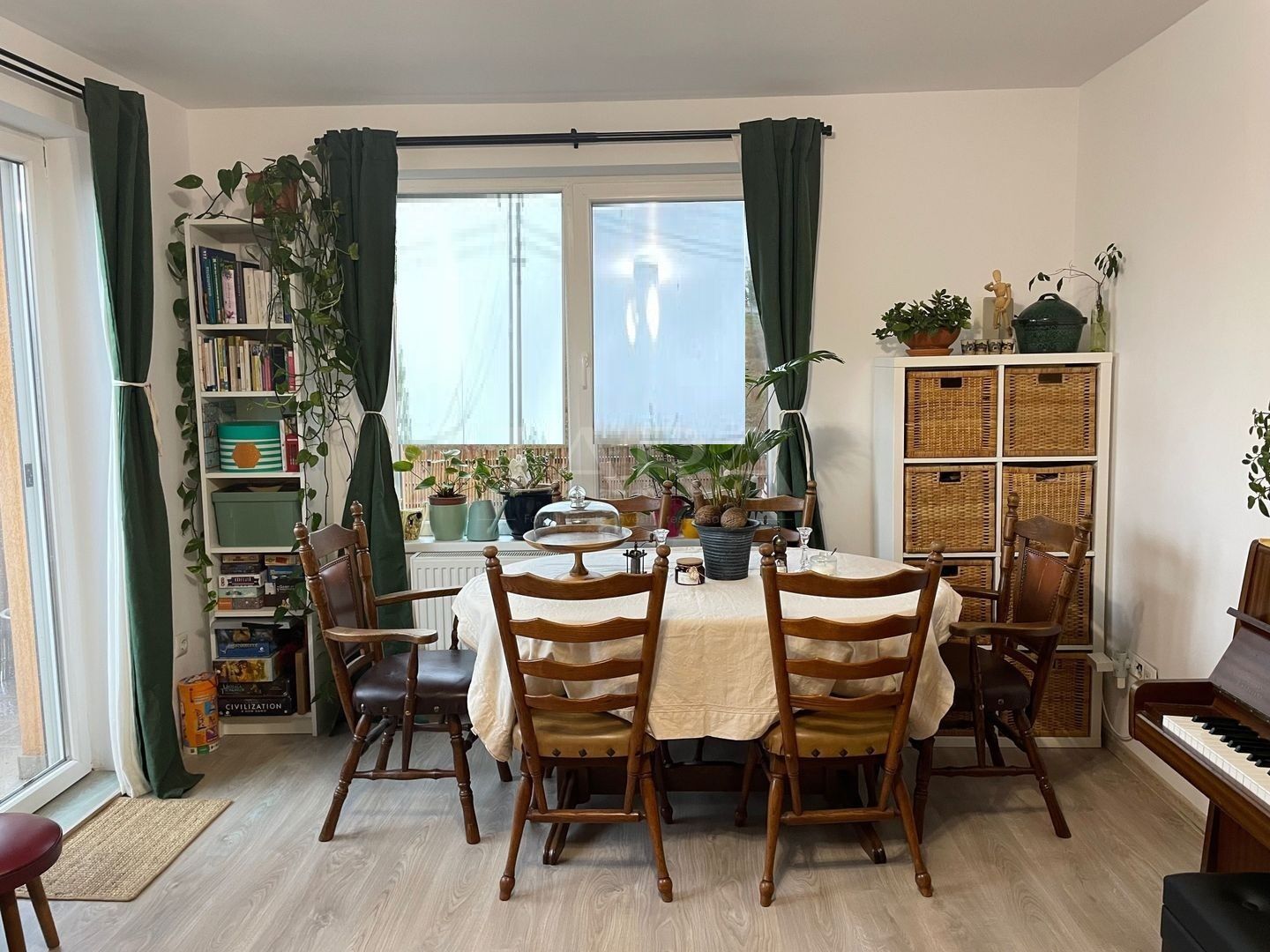 Apartament cu 4 Camere în Baciu, Zona Primăriei - Poză 1