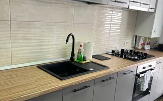 Apartament 2 camere cu terasă, parcare subterană, mobilat complet - Poză 11
