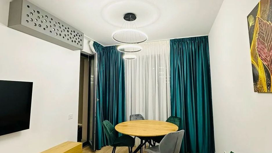 Apartament cu 3 camere decomandat - Cortina North - Poză 2