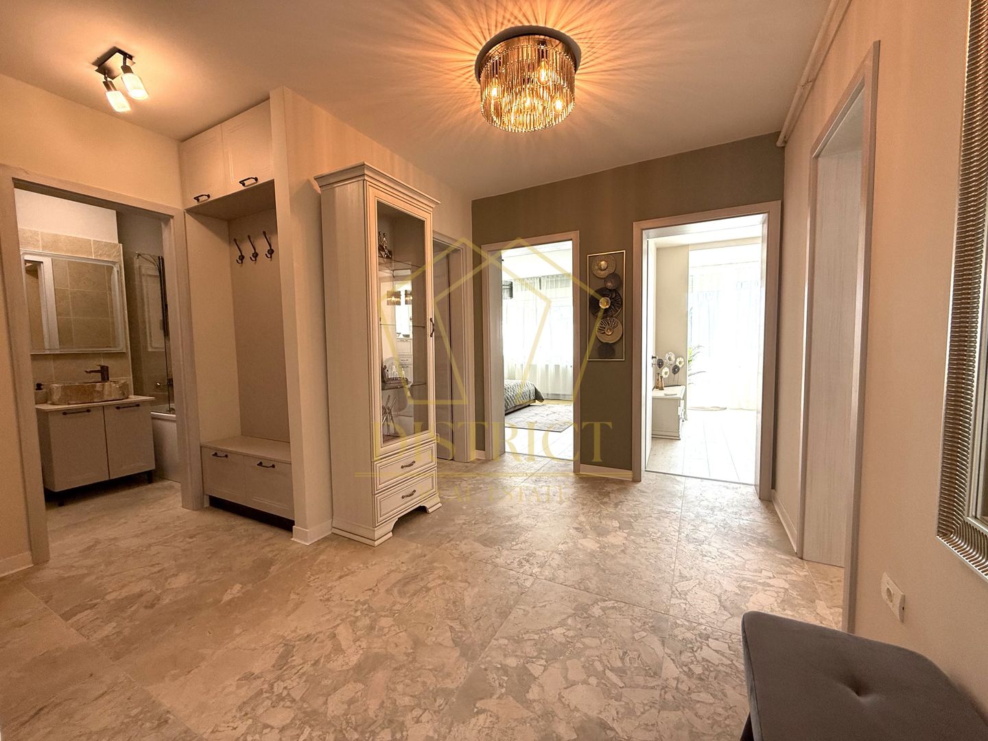 Apartament premium cu 3 camere decomandat | Piata Balcescu - Poză 15