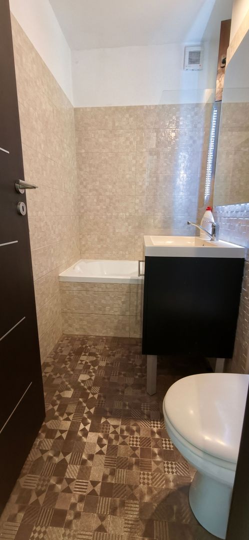 3 camere Premium | 70 mp | Metrou Favorit 3 minute - Poză 15