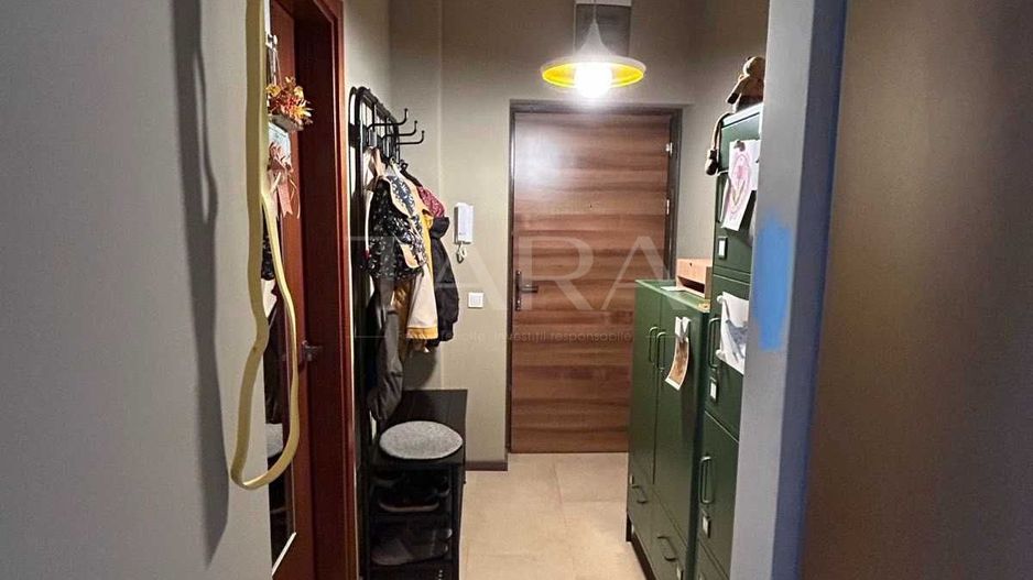 Apartament cu 2 camere, demisol înalt, cu balcon și parcare. - Poză 6