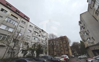 INEL I - Apartament cu centrala pe gaz, loc de parcare si pod de 60 mp - Poză 46
