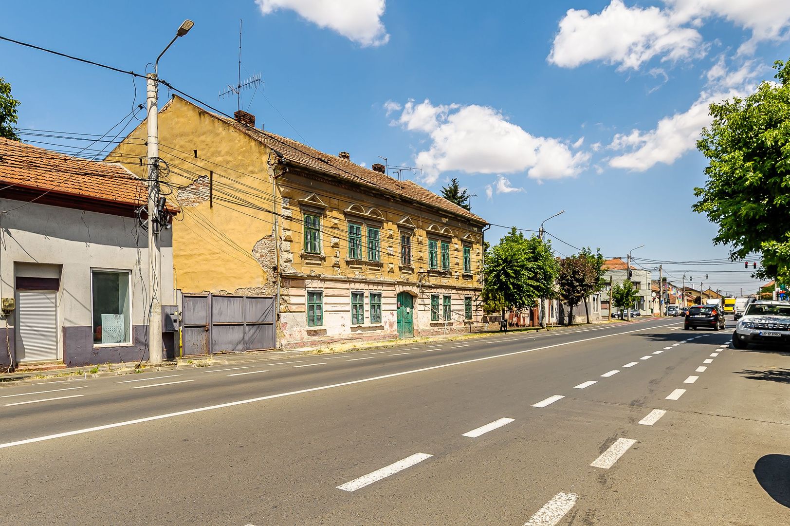 Teren 1015 mp cu construcție, zonă premium Andrei Șaguna, Arad - Poză 1