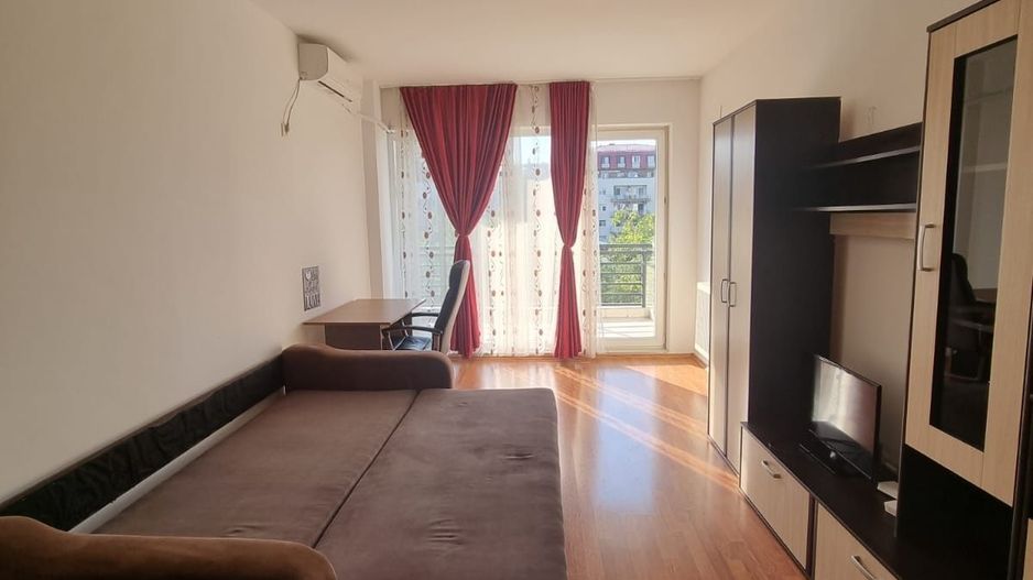 Garsonieră decomandată, centrală proprie, balcon, bloc 2010 - Poză 2