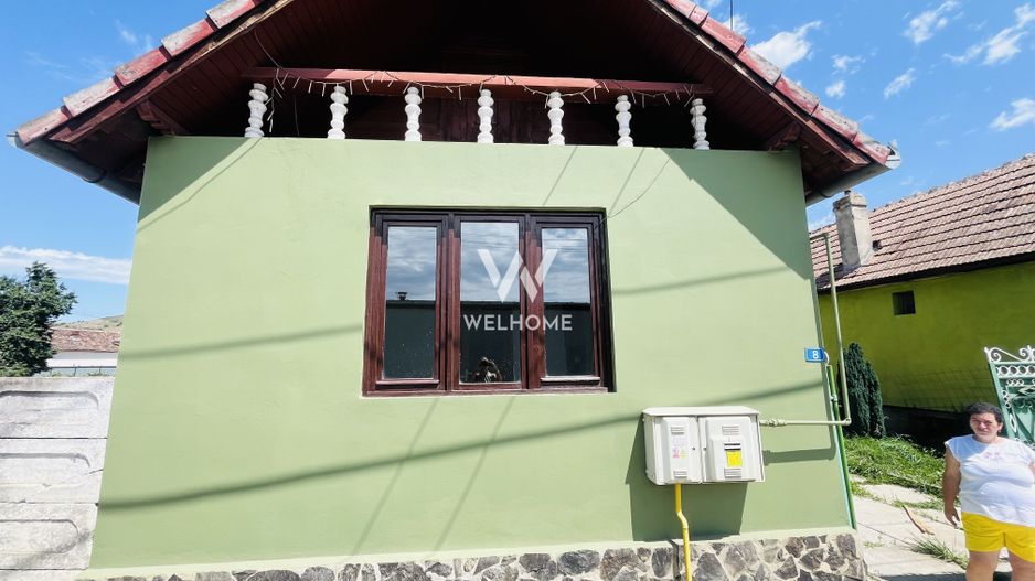 Casă complet renovată! - Poză 1