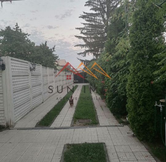 Vila P+E+M, an 2012, 6 camere, ultracentral, finisaje lux, Ploiesti,PH - Poză 18